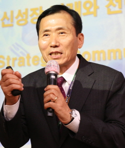 김철우 남북경제협력추진위원회 위원장