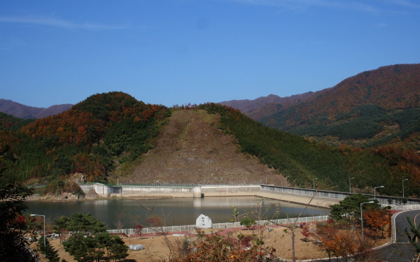 산청양수발전소 하부댐