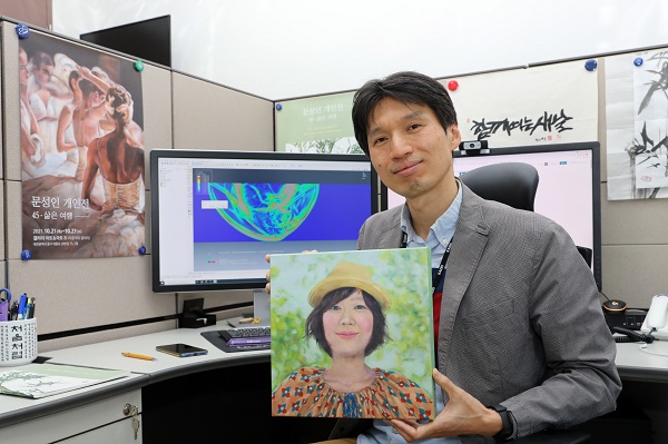 한국원자력연구원 문성인 연구원이 문인화·유화 개인전 ‘45·삶은 여행’을 연다.
