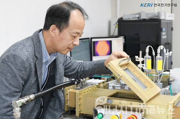 한국전기연구원 정순신 박사가 '스마트 마이크로피 가열 기술'을 개발했다.