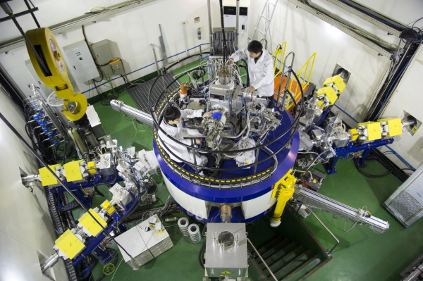 한국원자력연구원은 사이클로트론을 이용해 국내 최초로 저마늄-68을 생산하고 있다.